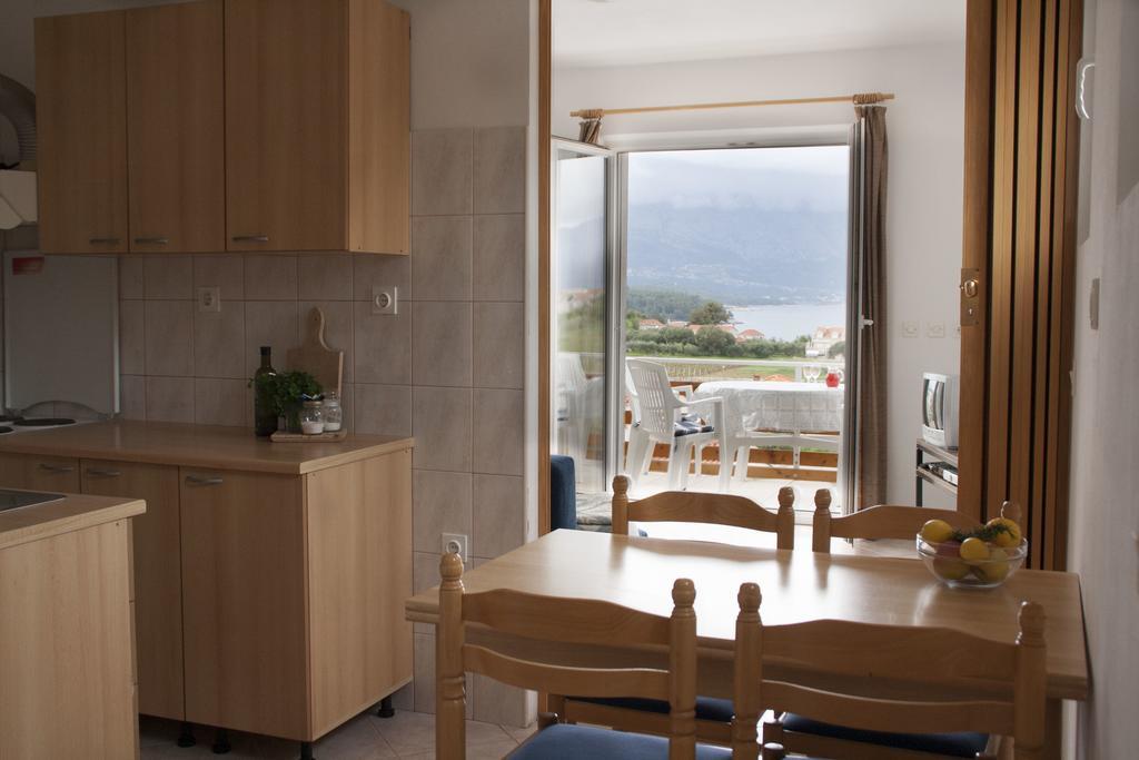 House Baglija Daire Lumbarda Oda fotoğraf